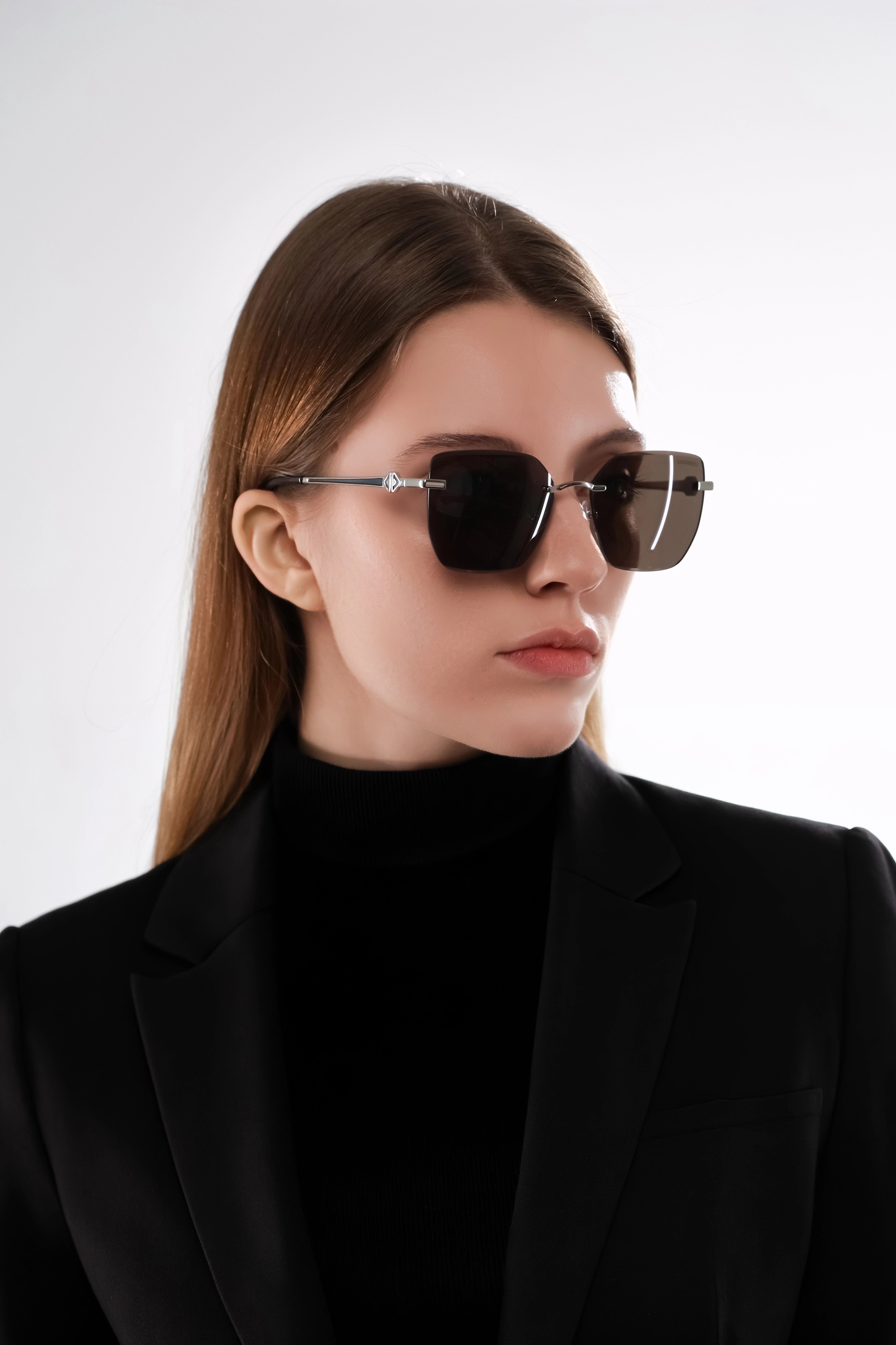 AURA